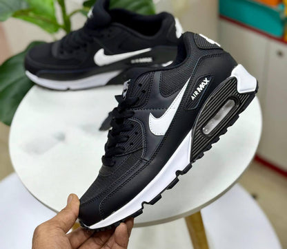 Airmax

100 dhs🇦🇪🇦🇪

40 to 45

Zain27
♥️♥️♥️