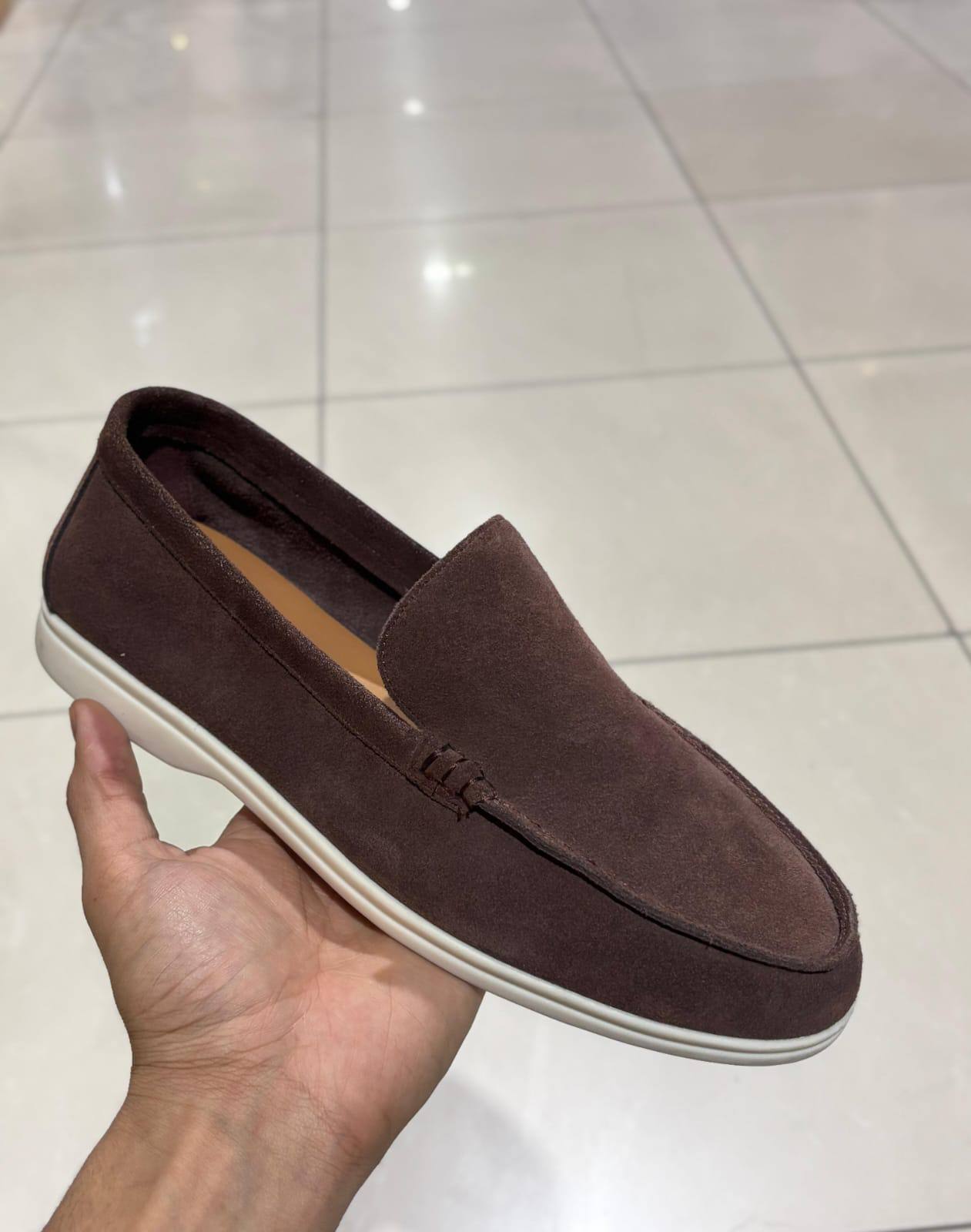 Loro Piana
Size:40 to 45
170 dhs✅

Zain241
♥️♥️♥️