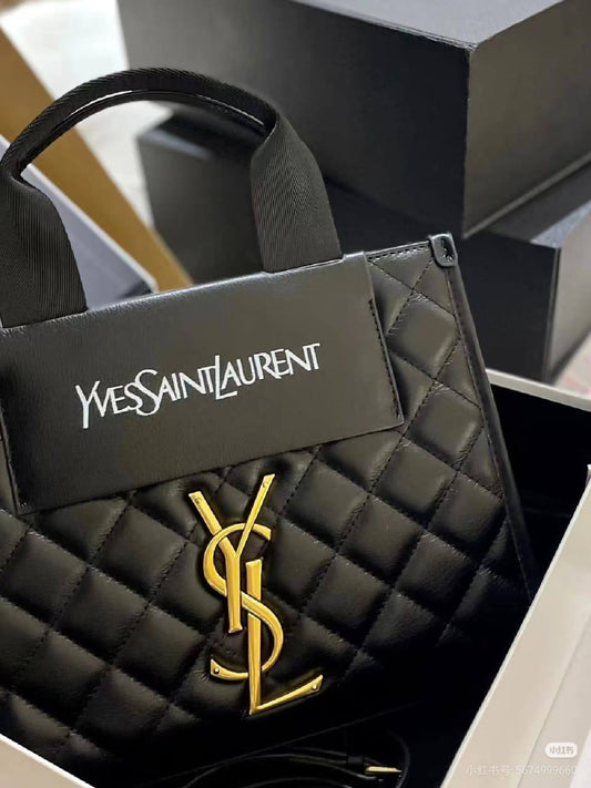 YSL Master
280 dhs🪙🌺

Zain10
♥️♥️♥️