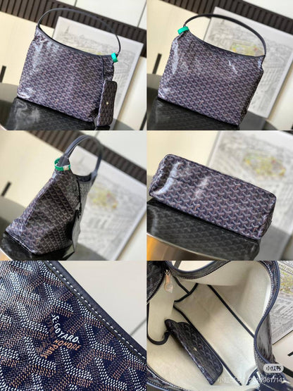 GOYARD
Size   42cm
90 dhs🪙💚
+paper bag

Zain04
♥️♥️♥️