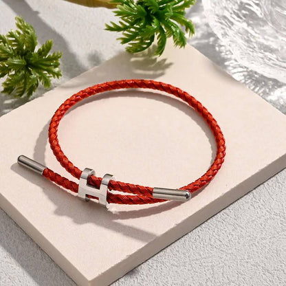 Hermes
Good quality 
Bracelet 
With black boxes
20 dhs🇦🇪🇦🇪

With normal boxes and 
Paper bag
30 dhs🇦🇪🇦🇪

With original boxes
40 dhs🇦🇪🇦🇪

Zain216
♥️♥️♥️