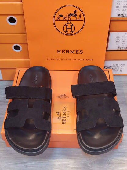 Hermes Slipper, 
High Quality 
Size 36 To 41
90 dhs🗽

Zain120
♥️♥️♥️