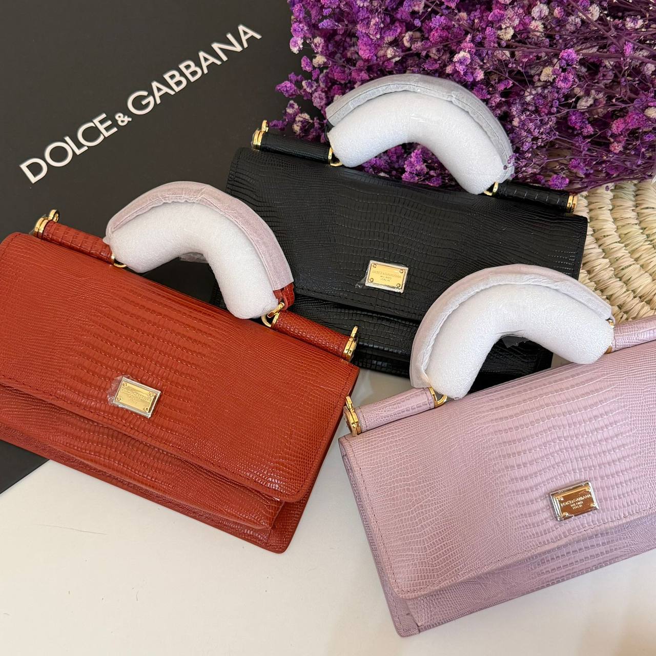 D&G
Master🌺
270 dhs✅

Zain134
♥️♥️♥️