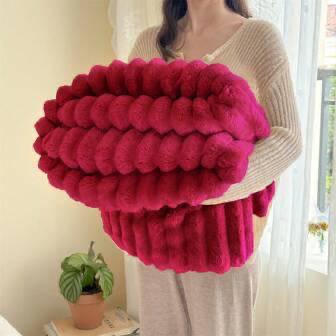 💥Comfortable healthy quality 💥
New collection 
Blanket 
Soft and smooth 
Size 230*200
60 dhs🪙🌨️

Zain99
♥️♥️♥️