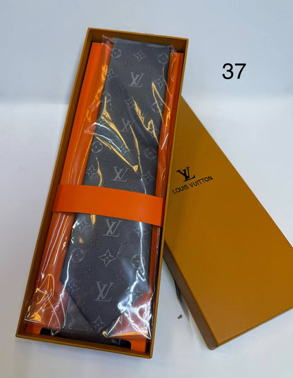 Hermes
Gucci
LV
Dior

Withbox

75 dhs🇦🇪🇦🇪

Zain93
♥️♥️♥️