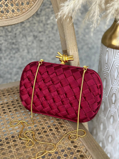 BOTTEGA VENETA
20cm
380 dhs🗽
Top quality 
With box🎁

Zain167
♥️♥️♥️