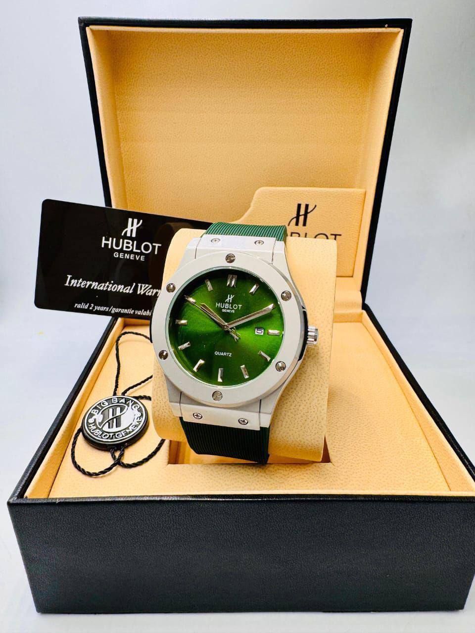 Hublot Men 
55 dhs❣️

Zain08
♥️♥️♥️