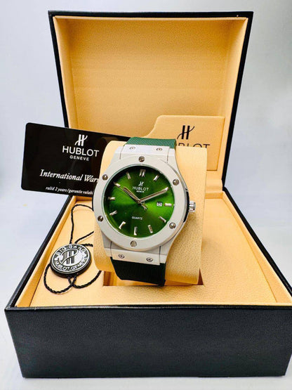 Hublot Men 
55 dhs❣️

Zain08
♥️♥️♥️