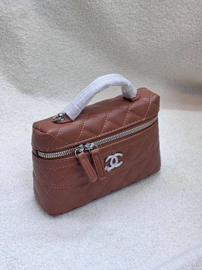 Chanel

With box🎁🎁🎁

90 dhs💓

Zain95
❤️❤️❤️