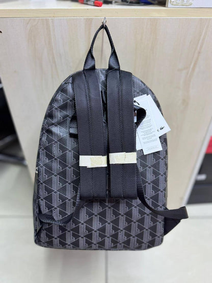 🎒 LACOSTE 🐊 Backpack
1⃣️First quality 
Size: 29 * 39 * 15 cm
95 dhs✅

Zain115
♥️♥️♥️