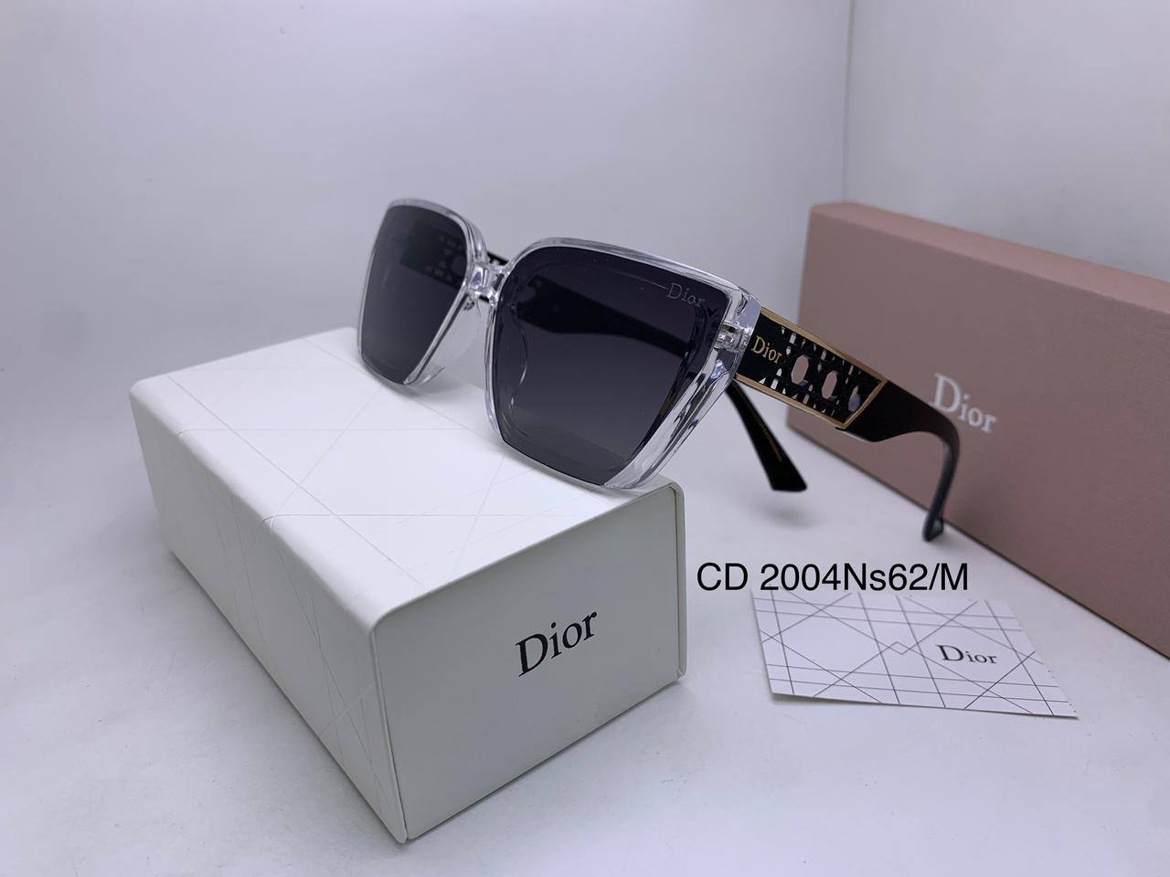 Dior
70 dhs✅

Zain126
♥️♥️♥️
