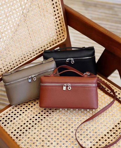 Loro Piana
85 dhs❣️
SIZE：16cm
With the box
🎁🎁🎁

Zain35
♥️♥️♥️