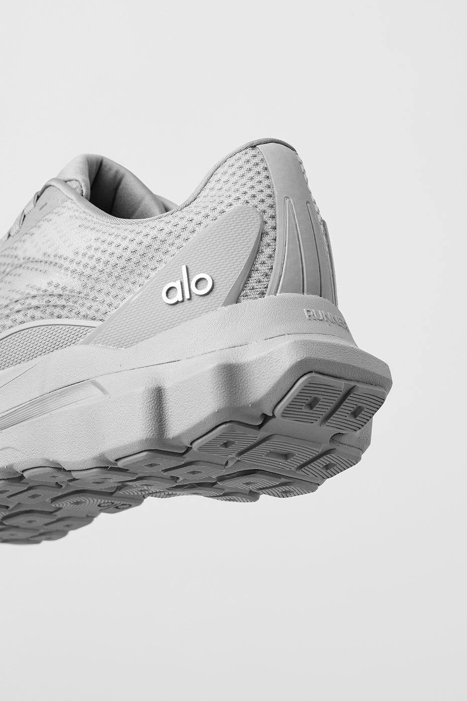 ALO RUNNER ‘Grey’🩶
36-45 AVAILABLE 🤩
180 dhs💚

Zain242
♥️♥️♥️