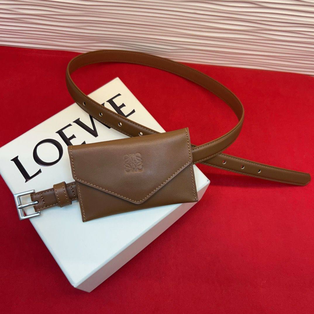 💜*New LOEWE*💜
💜*SUPER MASTER*💜
350 dhs🪙🌨️

Zain160
♥️♥️♥️