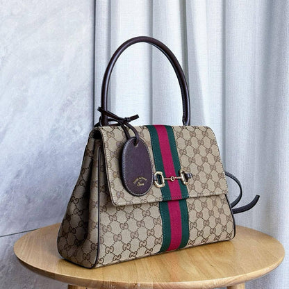 GUCCI 
COPY ONE NEW CAME 
150 dhs🇦🇪🇦🇪

Zain295
♥️♥️♥️