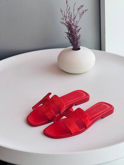 New Hermes🌹
Size 36_41
Super high quality 🌹
390 dhs🪙💚

Zain176
♥️♥️♥️