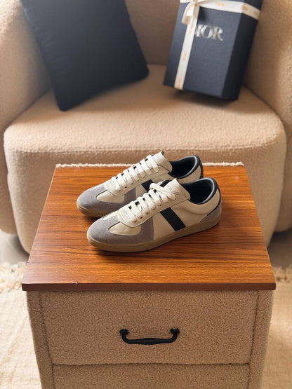 Christian Dior B01
*AAA quality*
*size:40 to 46* 
470 dhs🪙🌨️

Zain185
♥️♥️♥️