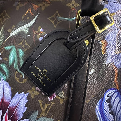LV

TRAVLLING BAG 
NEW DESIGN 

MASTER QUALITY
285 dhs🇦🇪🇦🇪

Zain295
Zain39
♥️♥️♥️