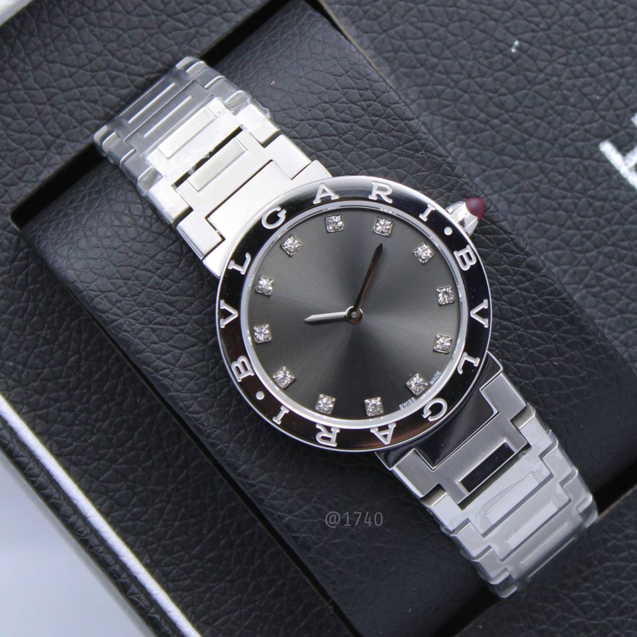 BVLGARI LADY WATCH
*32 MM*
250 dhs✅

Zain304
♥️♥️♥️