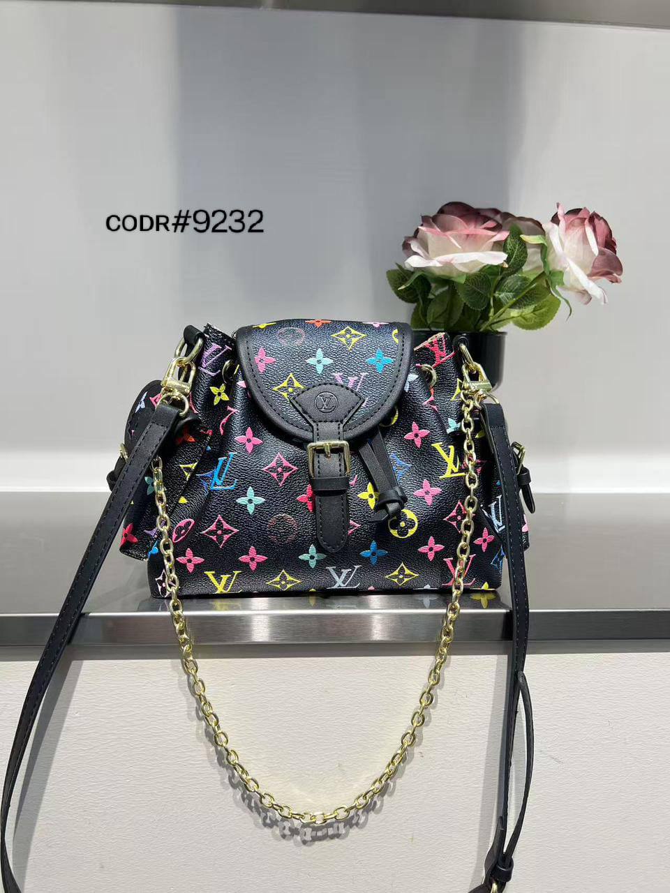 LV
ᴏᴅʏssᴇ́ᴇ ᴍᴏɴᴏɢʀᴀᴍ
ᴄʀᴏssʙᴀɢ ᴇ/ ʟᴏɴɢ sᴛʀᴀᴘ
sɪᴢᴇ : 29 cm

75 dhs🪙💕

Zain31
♥️♥️♥️