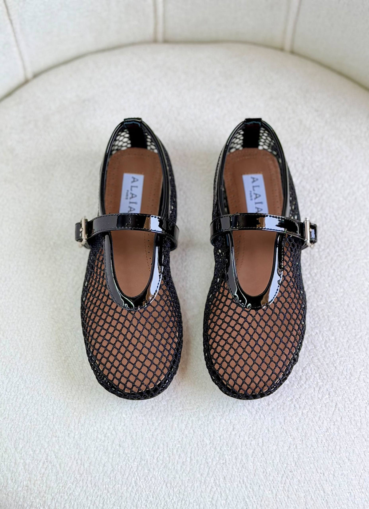 ALAIA 

Super *AAA* *+* Quality 💯

With original packing🎁🎁
SIZE:36and41
Available now
430 dhs🇦🇪🇦🇪

Zain309
♥️♥️♥️