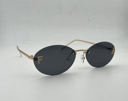FENDl 💥
Sunglasses 🕶️ 
Good quality 💯 
Master box 🗃️ 
50 dhs❣️

Zain273
♥️♥️♥️