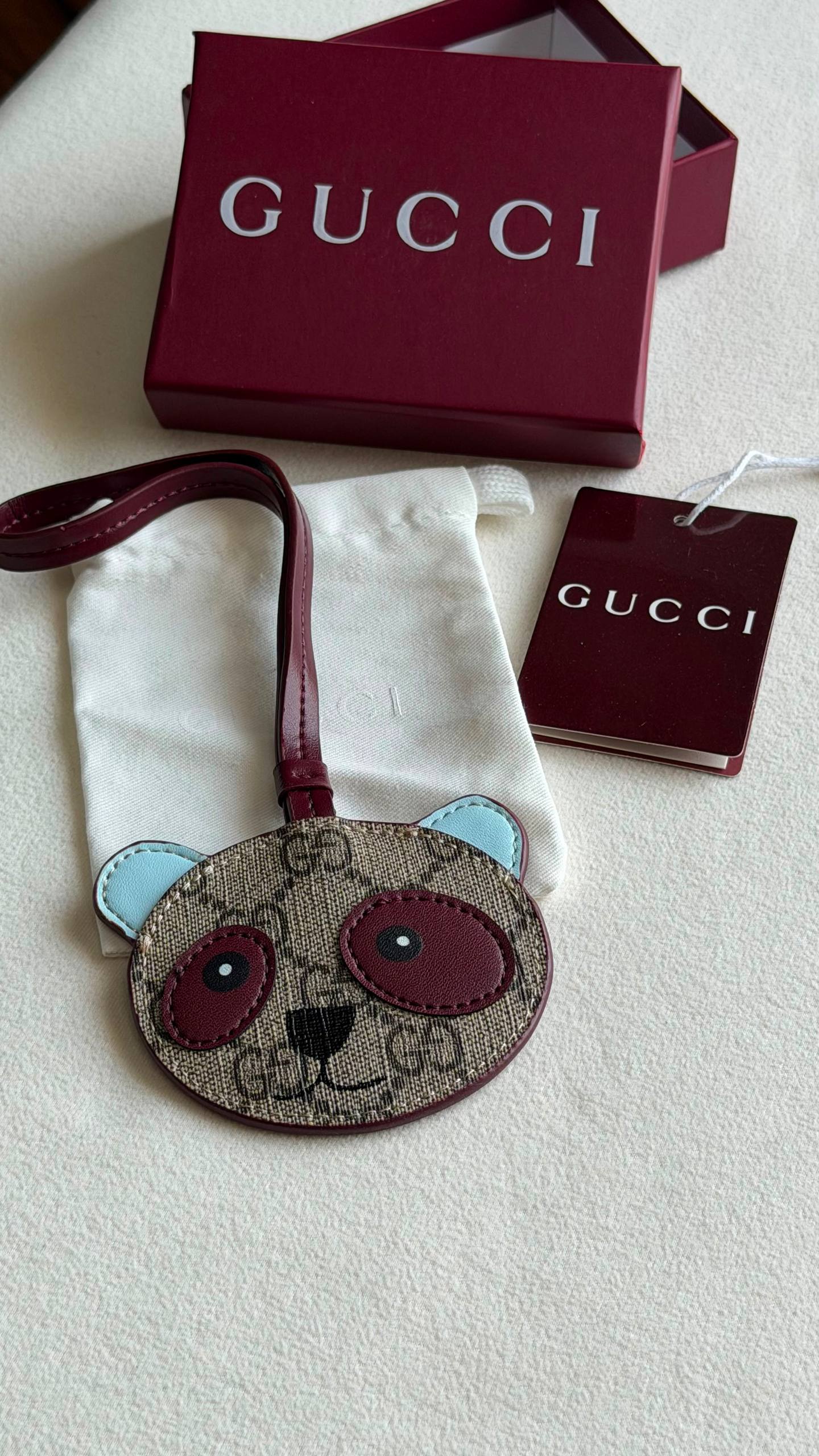 GUCCI CHARMS
Super master quality 
*with complete packing*🎁

320 dhs✅

Zain280
♥️♥️♥️
