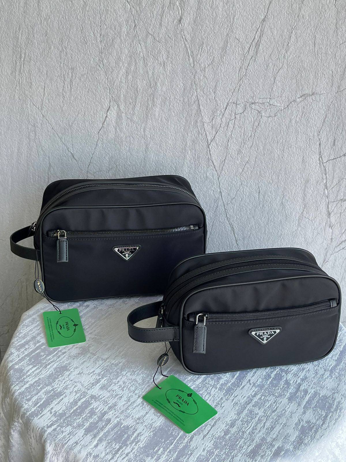 PRADA
Wash Bag
Master Quality


Size 22cm —Price 350 dhs🇦🇪
Size 26cm —Price 410 dhs🇦🇪

Zain179
♥️♥️♥️
