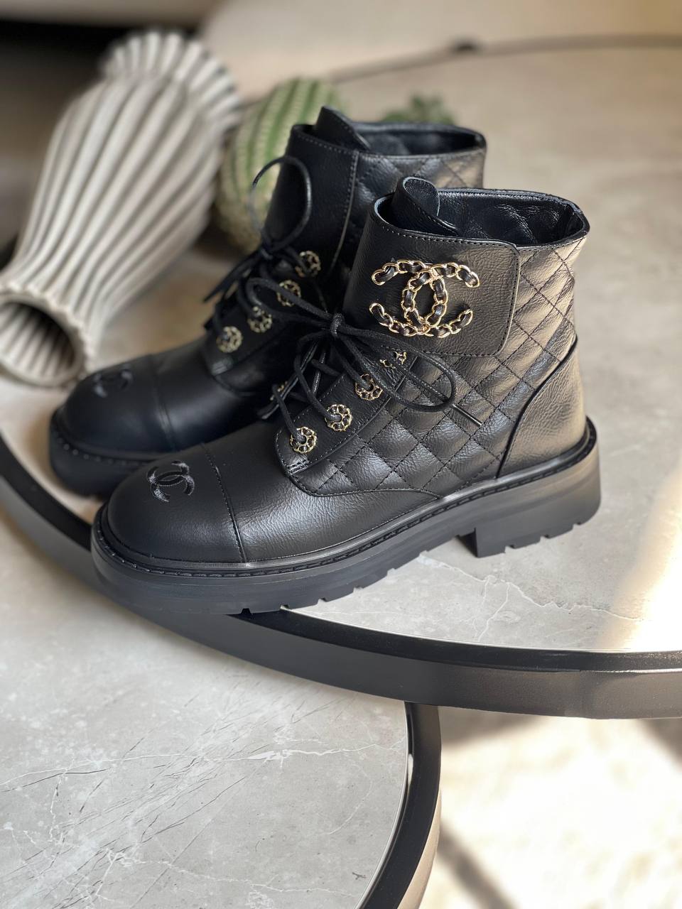 *NEW Chanel*
*Super master quality*🔥
*Size 36 to 41*
For Price 👇 WTSP Text Zain 0568585901

Zain113
♥️♥️♥️
