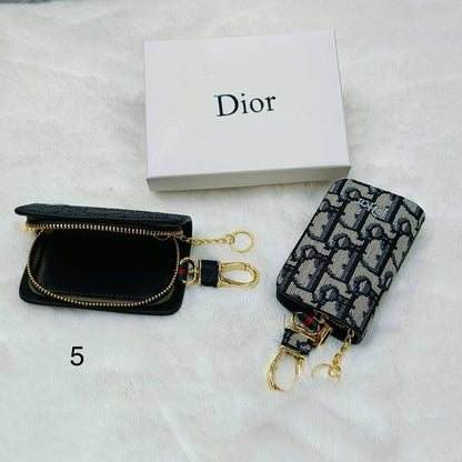 LV - Goyard
Wallets
 master 
passport holder
95 dhs✅

Zain33
♥️♥️♥️
