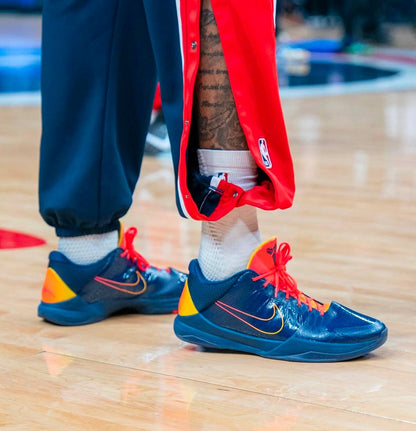 Kobe 5 Protro
Caitlin Clark Indiana Fever ，
Size 40-46 ，
250 dhs💓

Zain18
♥️♥️♥️