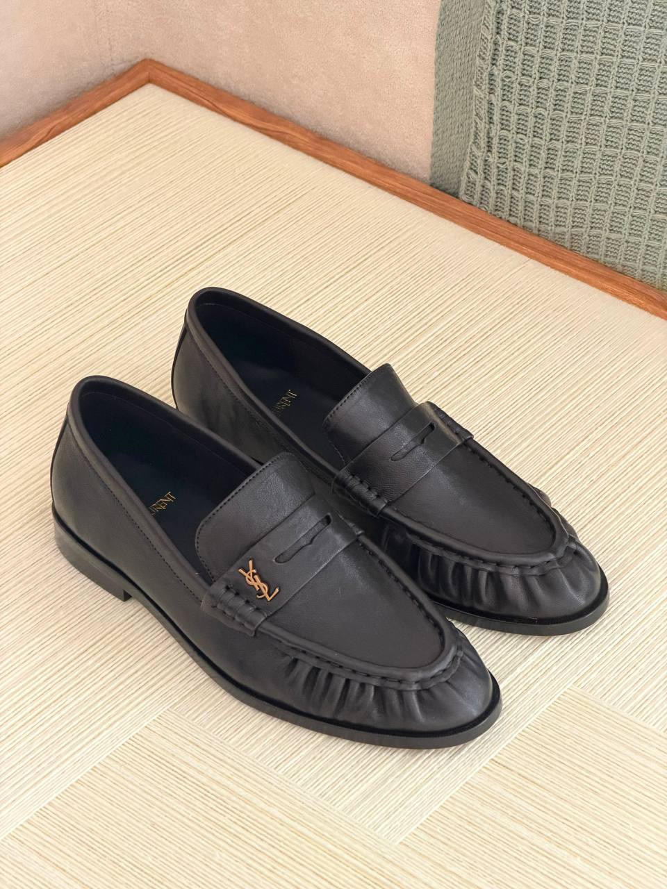 YSL
QUALITY:SUPER MASTER 😍💥
SIZE:36 TO 42😍🥰
550 dhs🇦🇪🇦🇪

Zain319
♥️♥️♥️