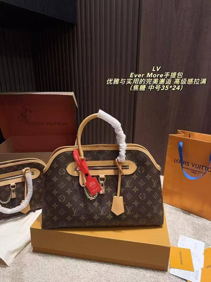 Master Bags 
New Stock
For Price 👇 WTSP Text Zain 0568585901

Zain153
♥️♥️♥️