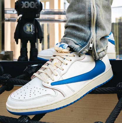 Jordan 1 Retro Low OG SP Fragment x Travis Scott ‘Sail Military Blue’💙
NEW ARRIVALS 🤩
36-45 AVAILABLE 
230 dhs🪙🖤

Zain242
♥️♥️♥️