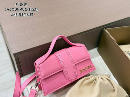 Jacquemus
Master✅✅
260 dhs🇦🇪🇦🇪

Zain141
♥️♥️♥️