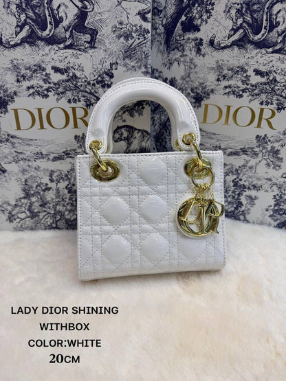 ᴄʜʀɪsᴛɪᴀɴ Dior ʟᴀᴅʏ ᴅɪᴏʀ
ʜᴀɴᴅʙᴀɢ ᴡɪᴛʜ ʟᴏɴɢ sᴛʀᴀᴘ
ᴡɪᴛʜ ʙᴏx🎁🎁🎁
ɢʟᴏssʏ ᴍᴀᴛᴇʀɪᴀʟ
sɪᴢᴇ:𝟐𝟎ᴄᴍ
110 dhs💓

Zain56
♥️♥️♥️