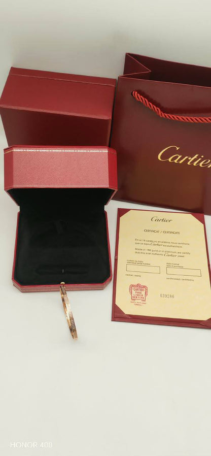Cartier

85 dhs🇦🇪🇦🇪🇦🇪

Zain122
♥️♥️♥️