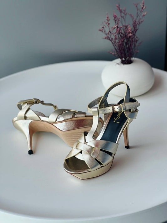 YSL 
36_41
Super high quality* 
450 dhs❣️

Zain176
♥️♥️♥️