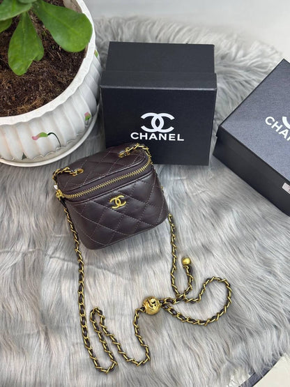 Chanel 
95 dhs🪙
with BOX
🎁🎁🎁

Zain244
♥️♥️♥️