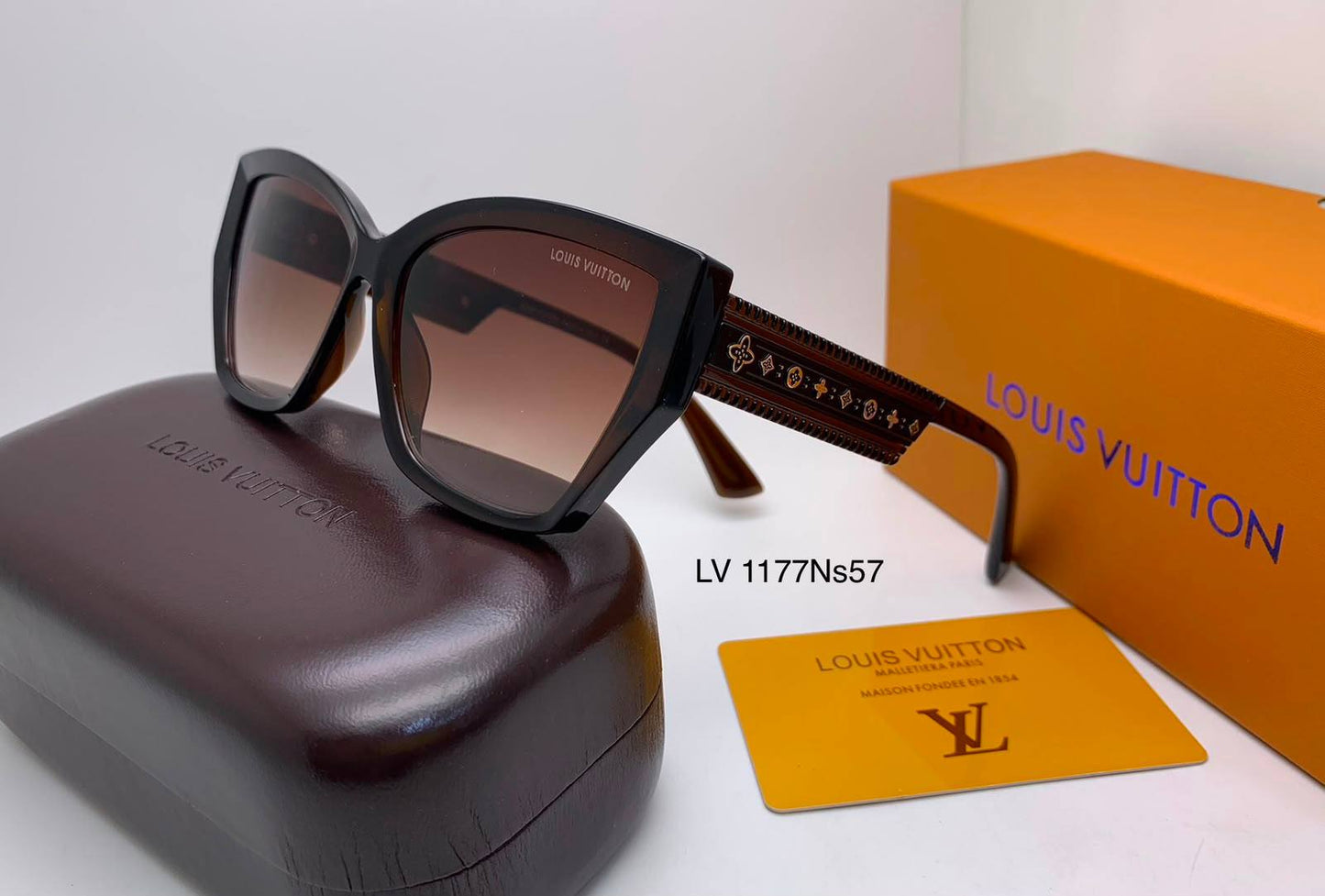 LV
70 dhs🇦🇪🇦🇪

Zain126
♥️♥️♥️