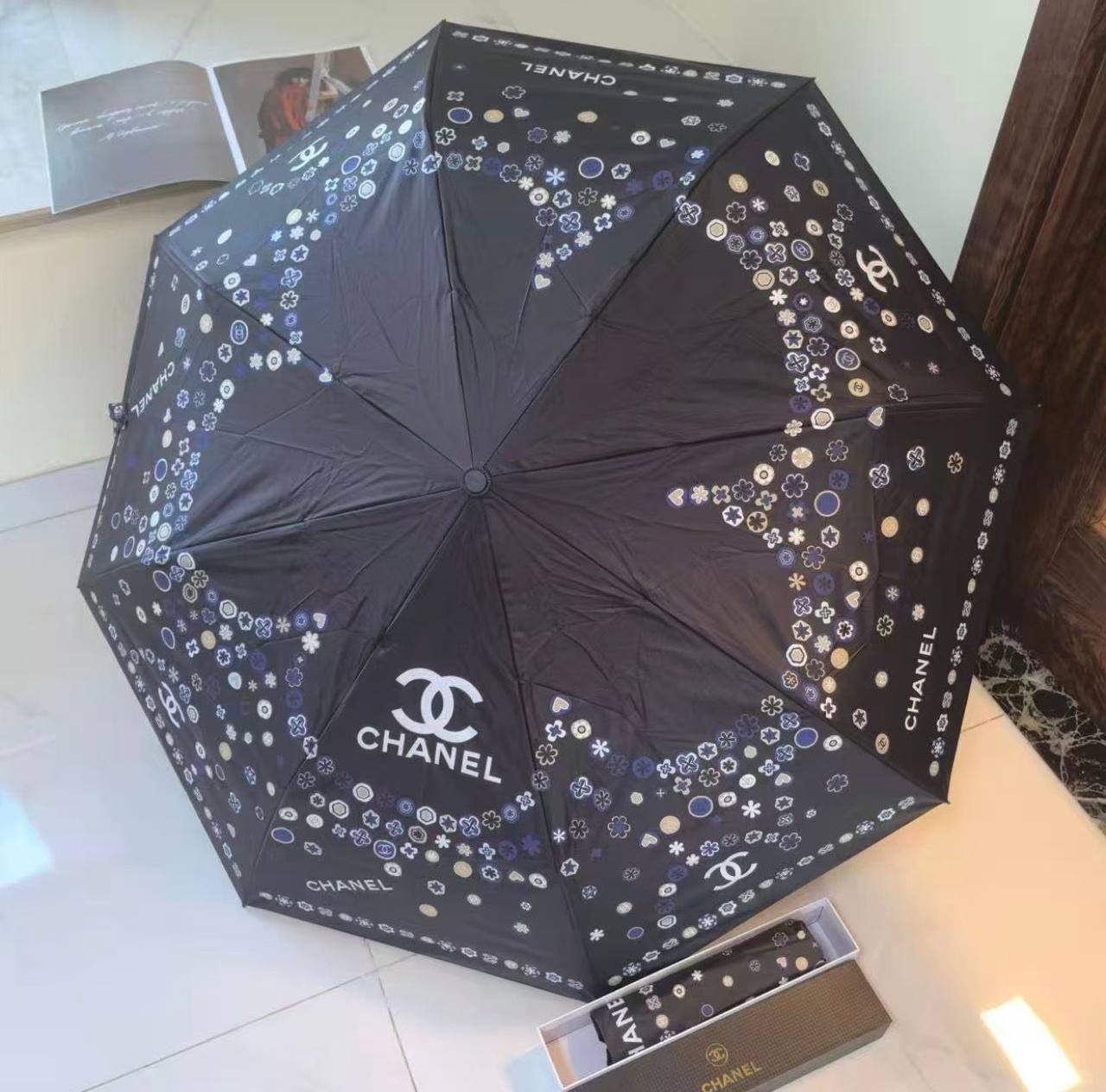 UMBRELLA ☔️*
Master quality 💯
With boxes 🗃️ 
75 dhs✅

Zain216
♥️♥️♥️