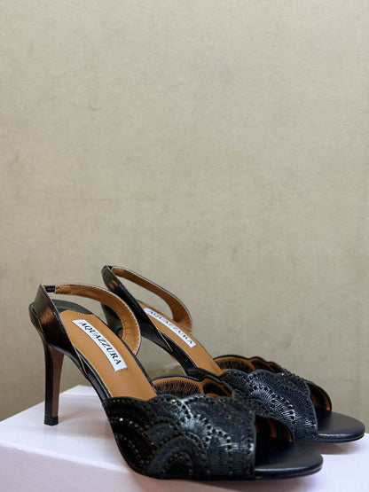 Aquazzura
Size 36-41
110 DHS💓

Zain40
♥️♥️♥️
