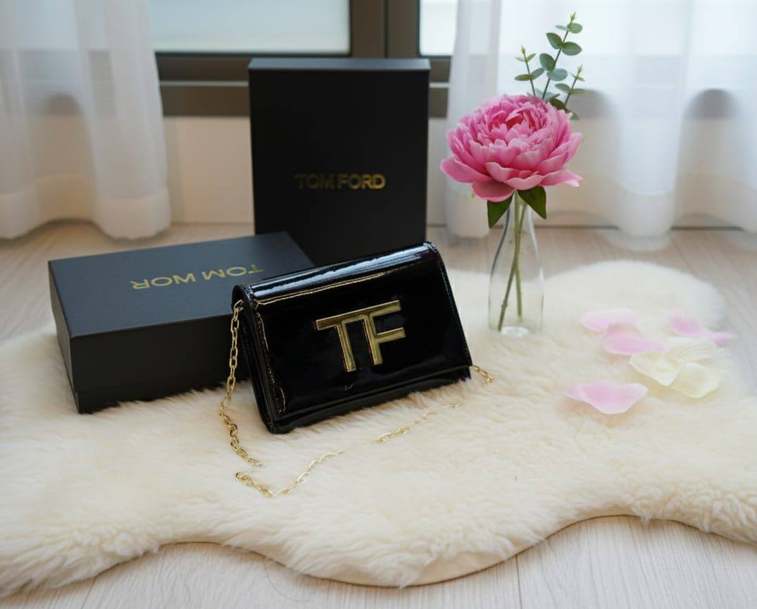 TomFord

95 dhs🪙🌨️

with BOX 
🎁🎁🎁

Zain44
♥️♥️♥️