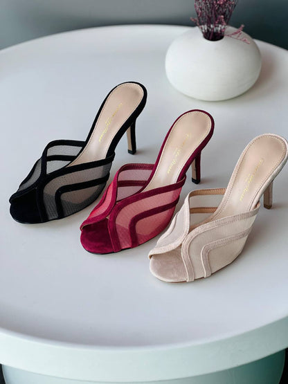 Gianvitto Rossi🌹
Size 36_41
Super high quality* 
450 dhs🪙🌨️

Zain176
♥️♥️♥️