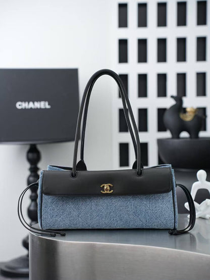 Chanel
 re stokes 

320 dhs
31cm

Zain228
♥️♥️♥️