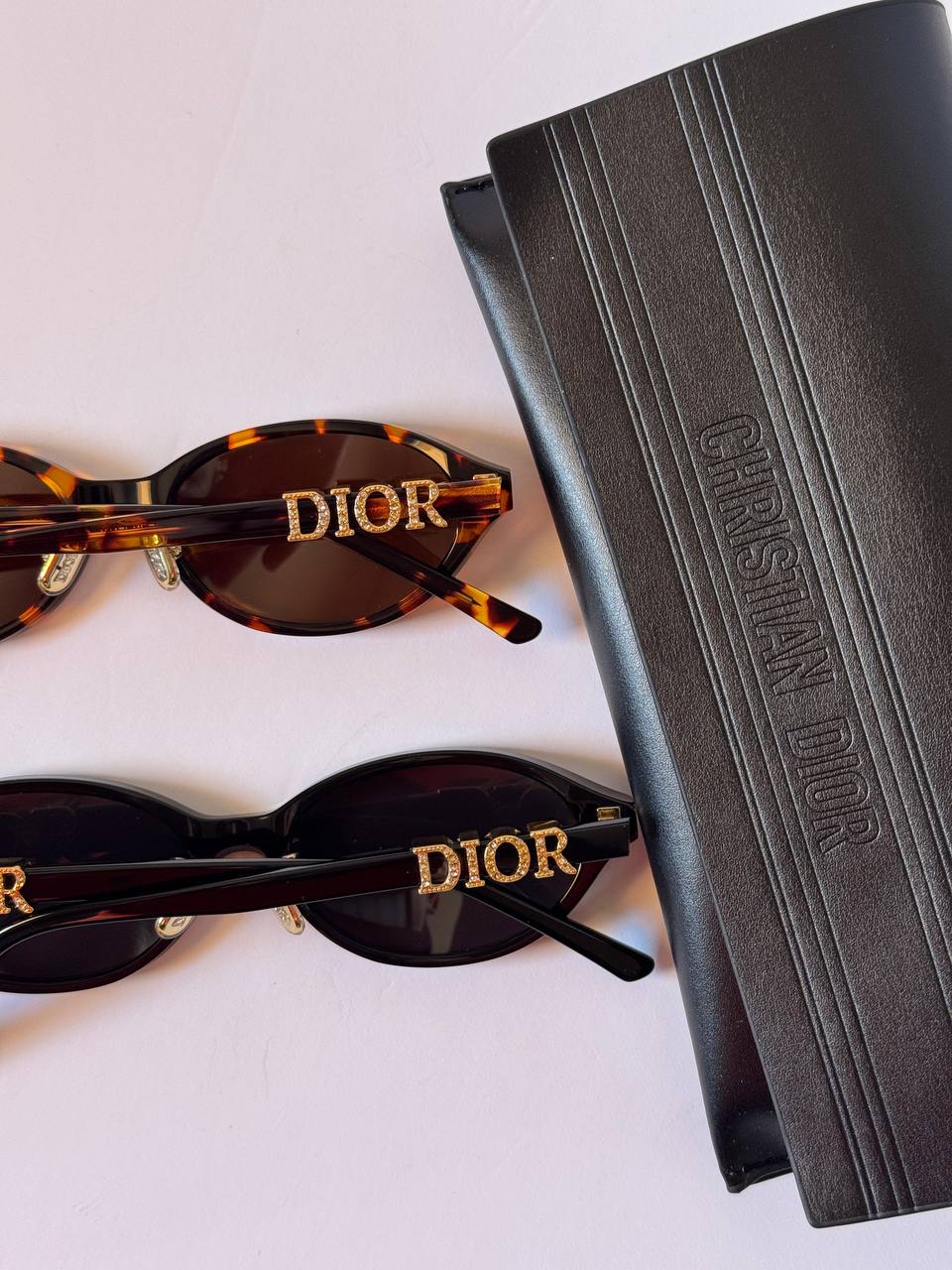 𝐃𝐈𝐎𝐑 *D&G* 
Super master quality✨✨
New Available😇
For Price 👇 WTSP Text Zain 0568585901

Zain165
♥️♥️♥️