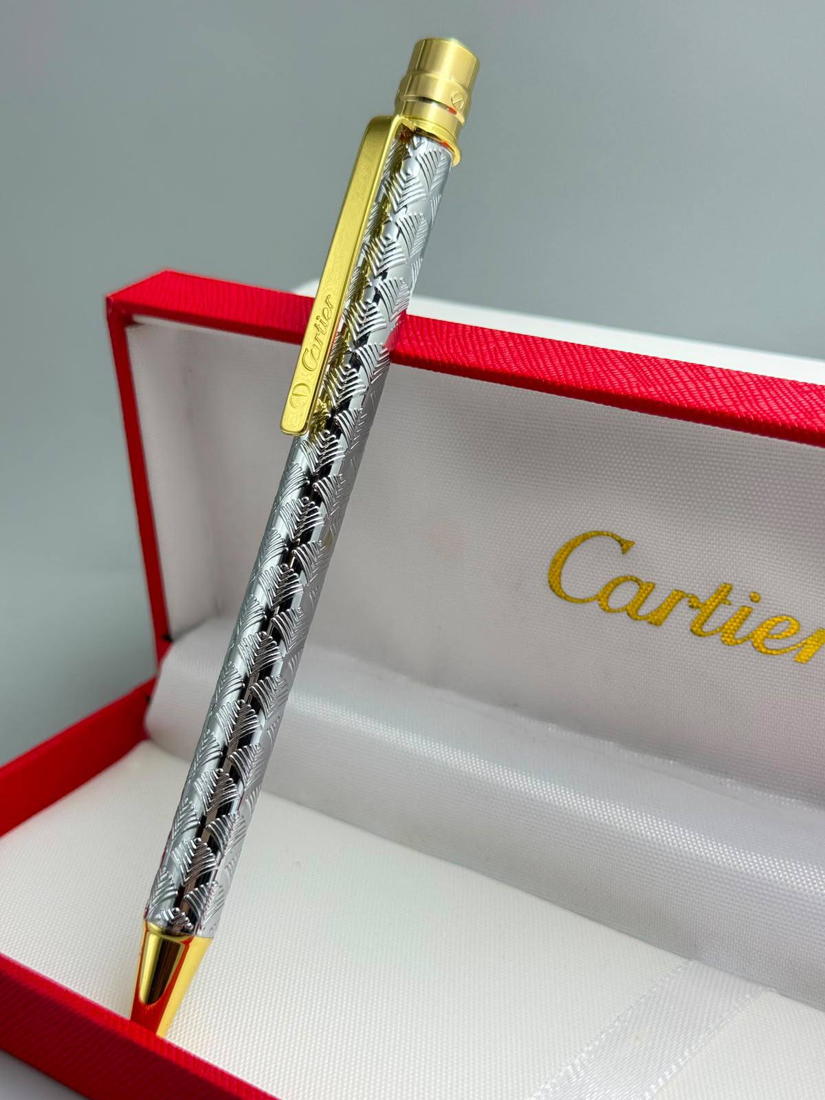 Cartier pen

55 dhs🇦🇪🇦🇪

Zain182
♥️♥️♥️