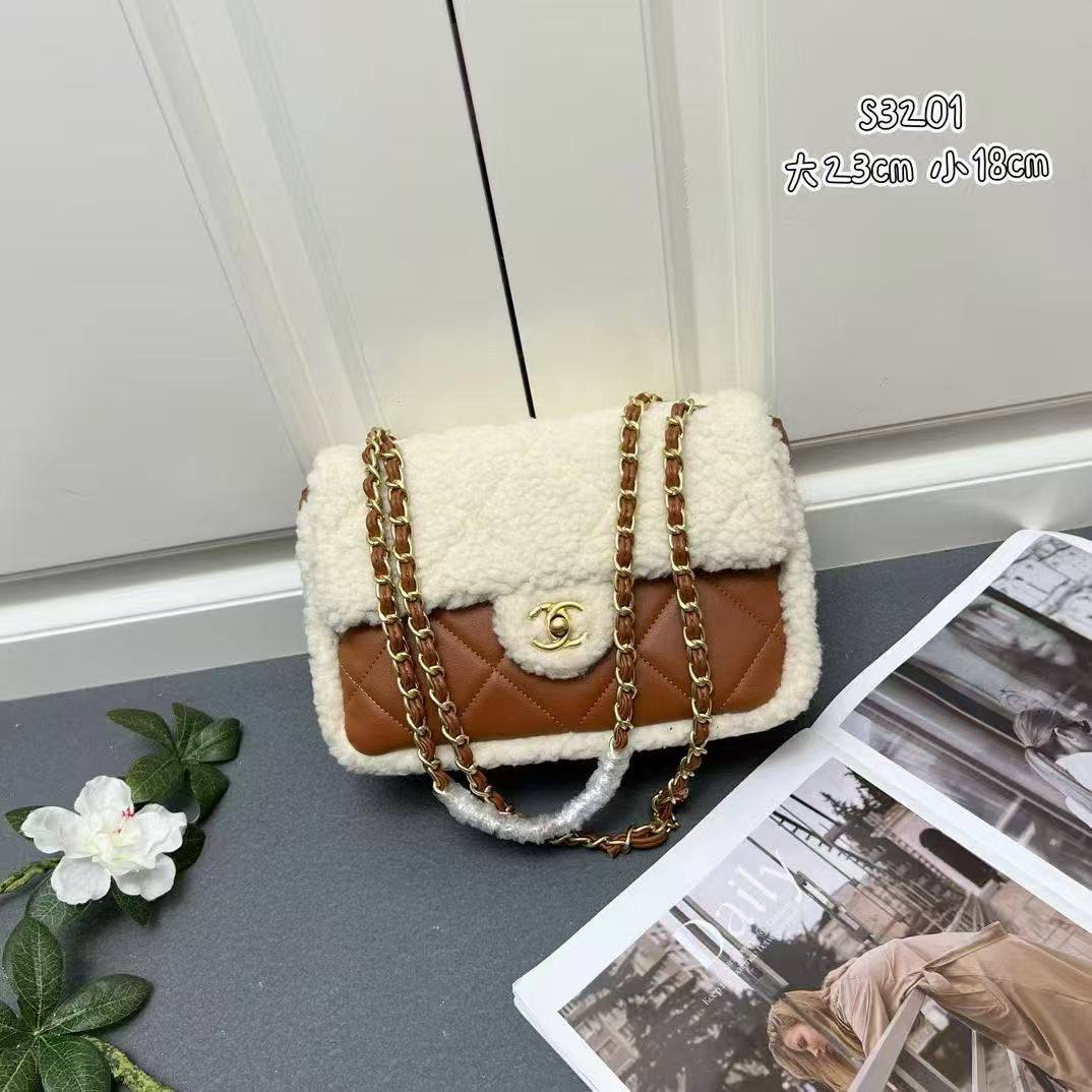 chanel 
Master
300 dhs🪙🌨️
#23cm❤️🥳

Zain228
♥️♥️♥️