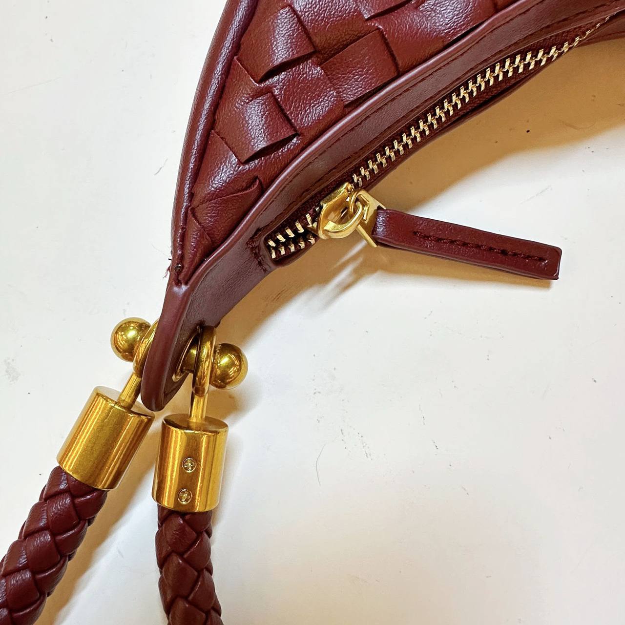 BOTTEGA 
COPY ONE NEW CAME 
170 dhs🇦🇪🇦🇪

Zain295
♥️♥️♥️