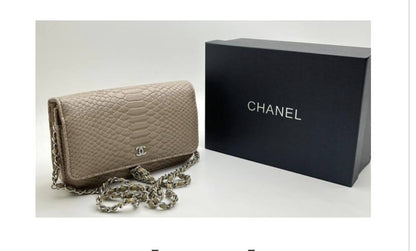 Chanel
withbox 
🎁🎁🎁

90 dhs🪙💕

Zain143
♥️♥️♥️